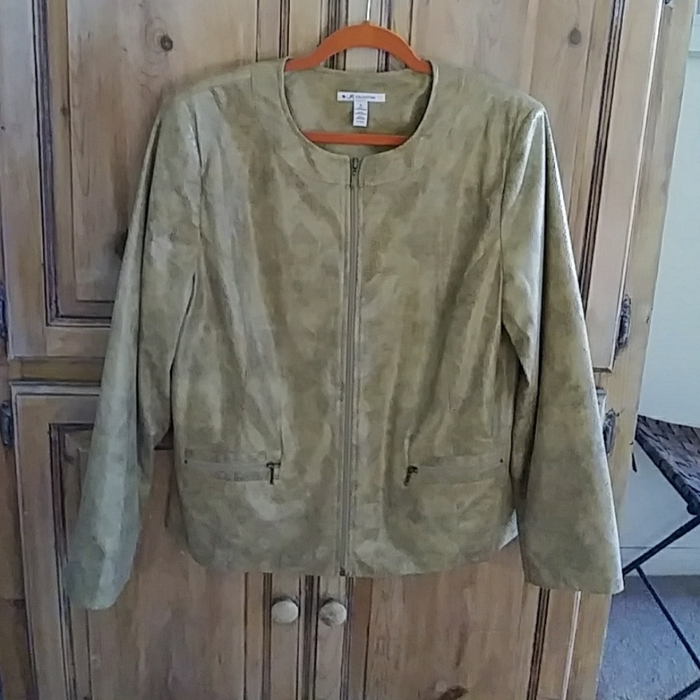 JM collection blazer .
